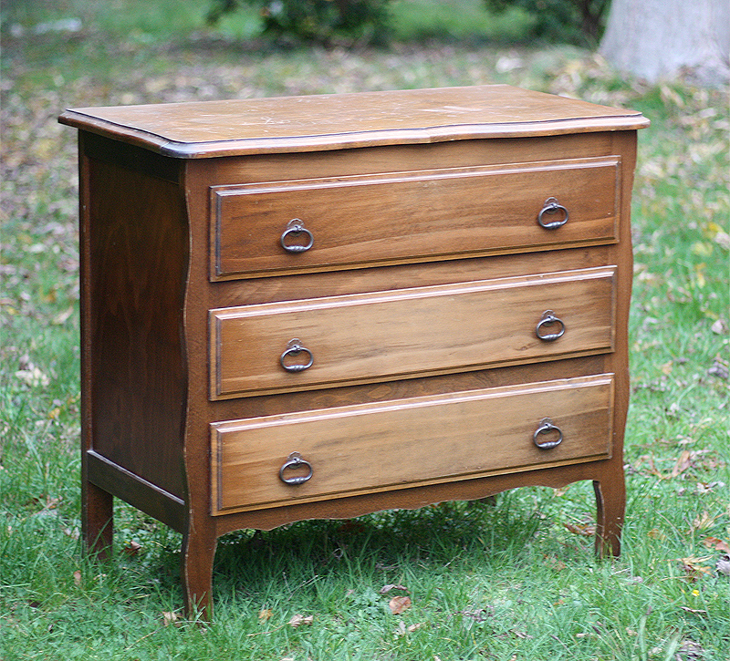 -sacdebilles-commode-brute-01 comment relooker un meuble en bois - effet béton sur bois