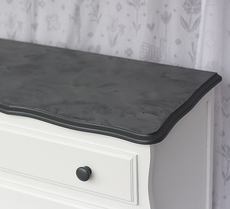 -sacdebilles-commode-relooking-03 comment relooker un meuble en bois - effet béton sur bois