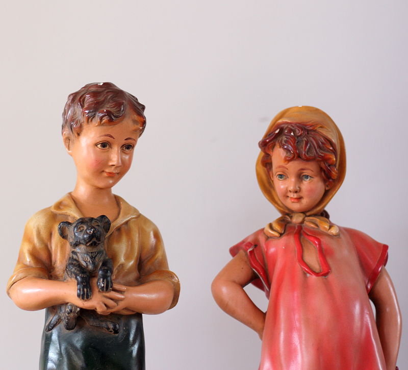 Statuettes enfants en plâtre polychrome interior's