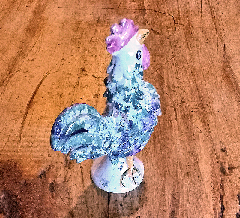 Coq décoratif céramique tunisien violet