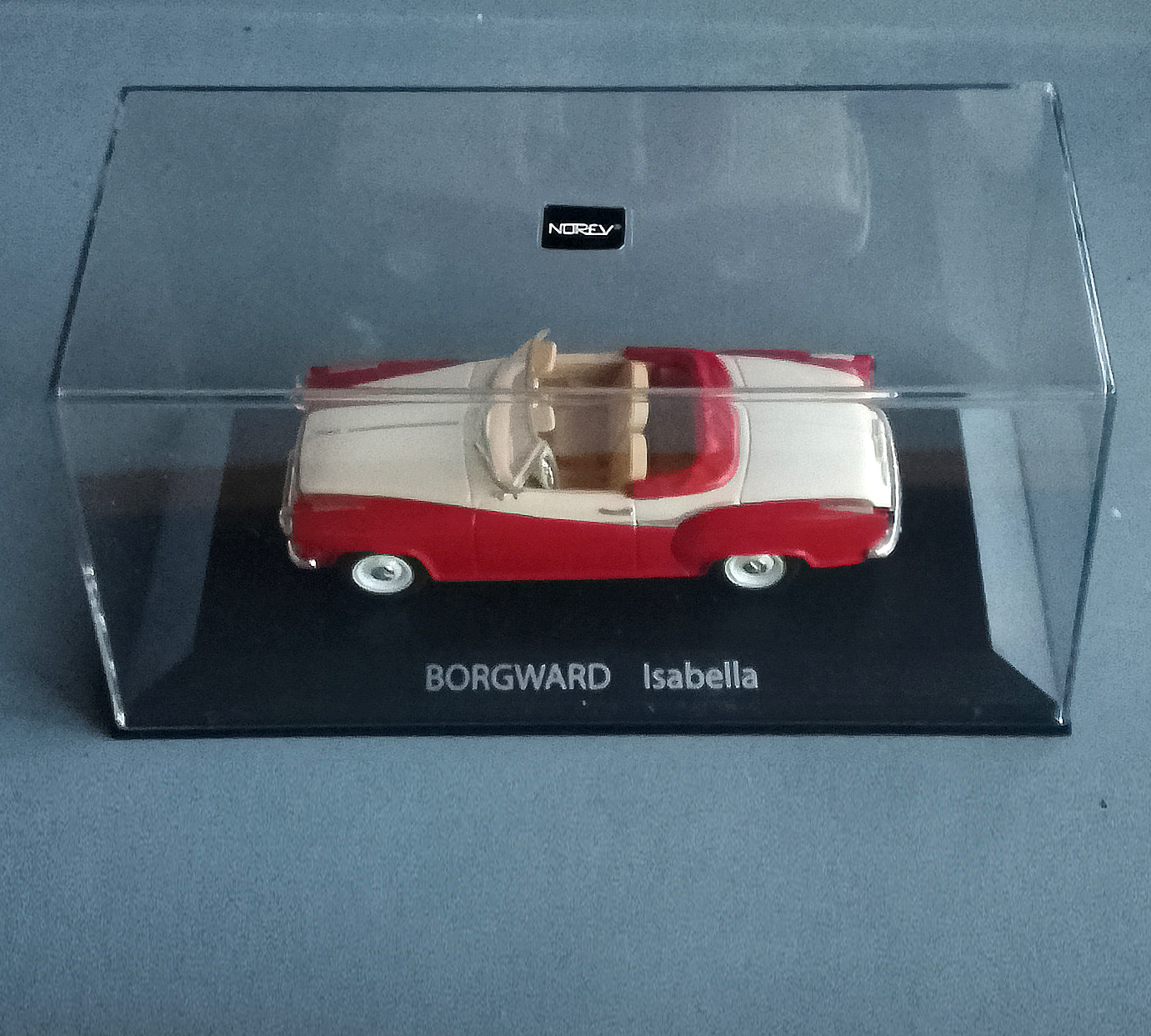 Norev Borgward Isabella cabriolet